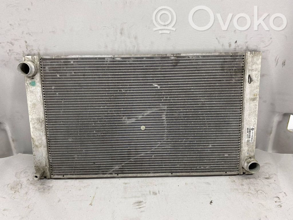 BMW 5 E60 E61 Dzesēšanas šķidruma radiators 
