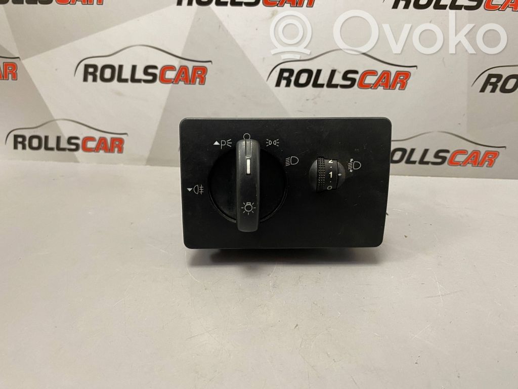Ford Focus Light switch 