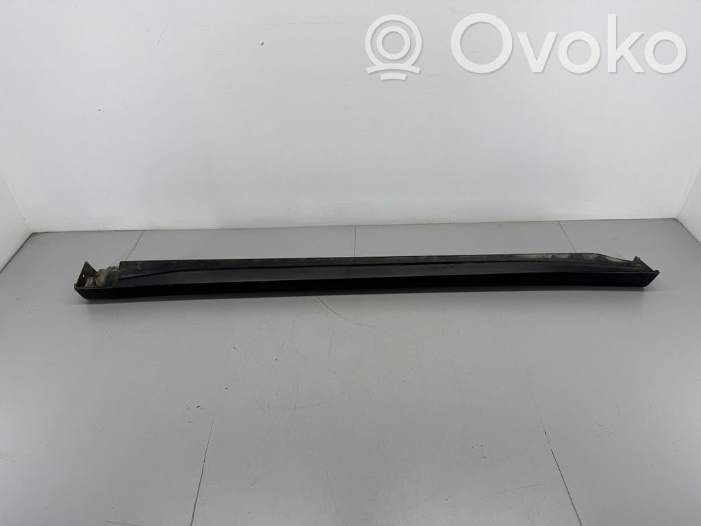 Mitsubishi Outlander Sottoporta 