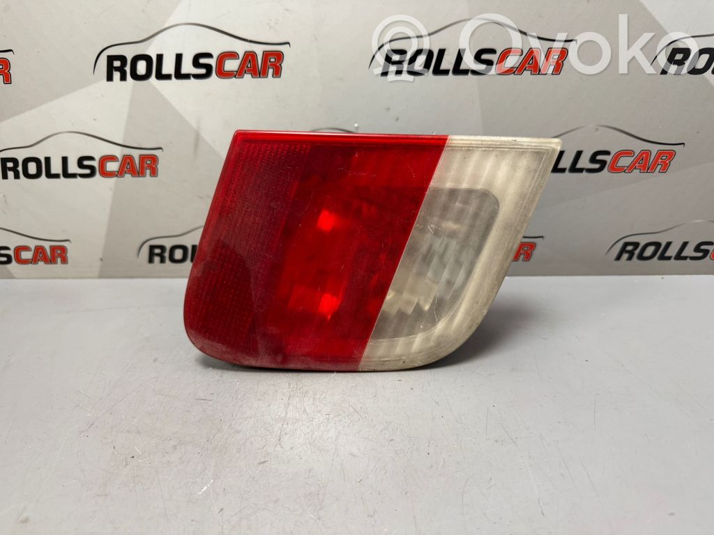 Tailgate rear/tail lights   6910537,388521