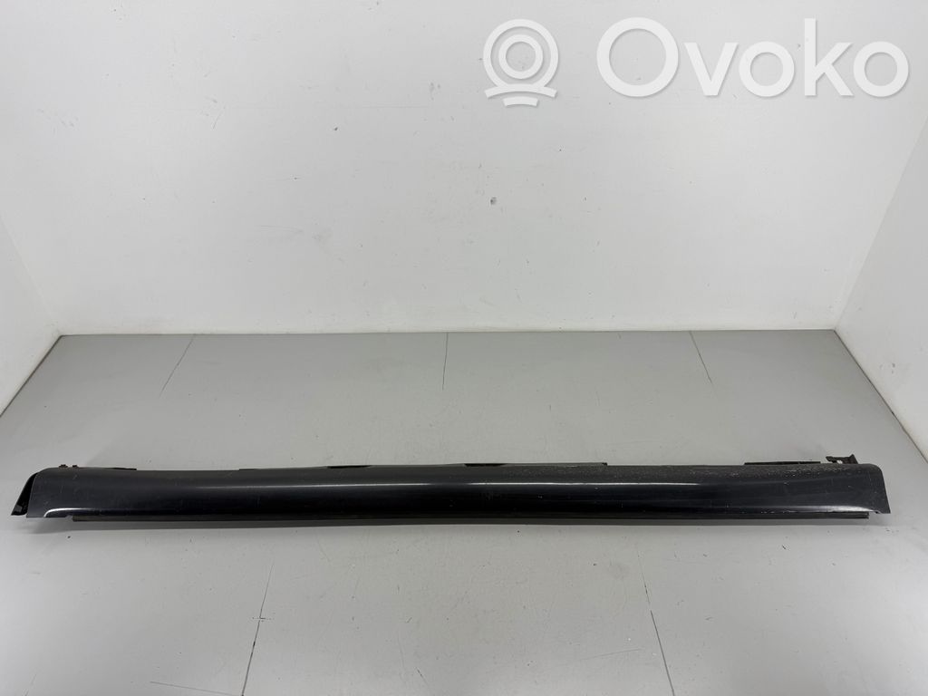 Toyota Corolla Verso AR10 Listón 