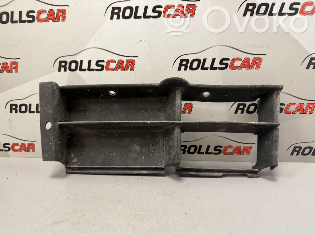 Front bumper lower grill   511182356409