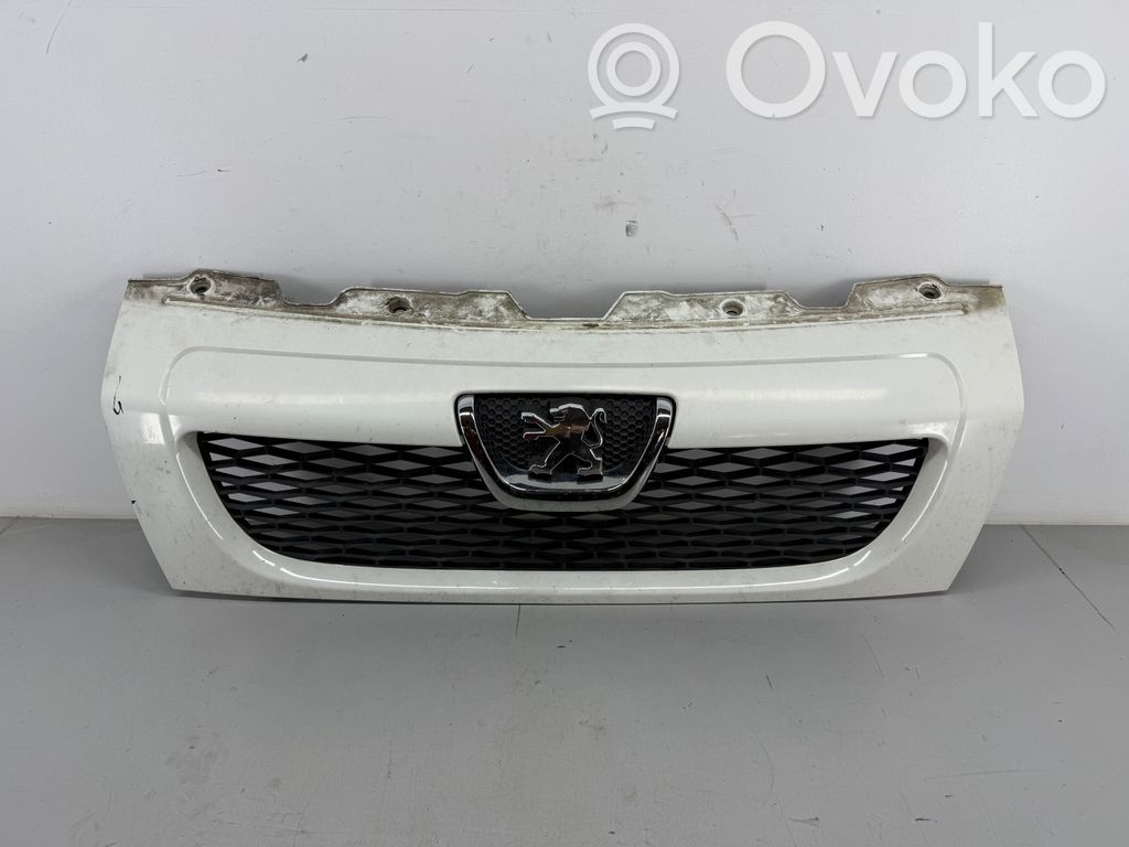 Peugeot Boxer Grotelės viršutinės 