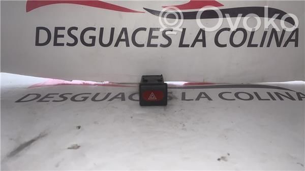 Botón interruptor de luz de peligro