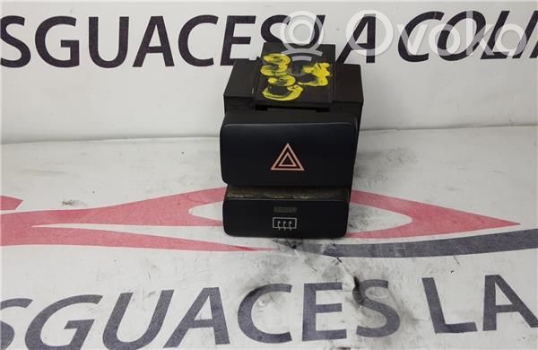 Toyota Corolla Verso E121 Botón interruptor de luz de peligro 