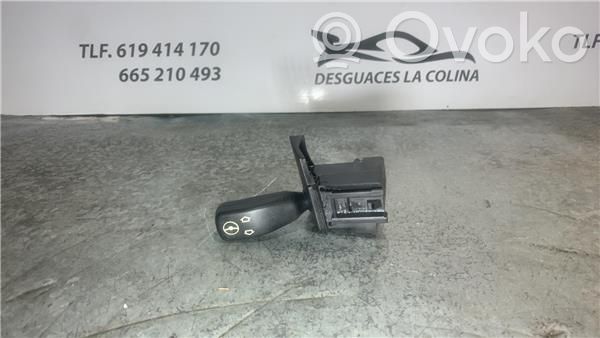 Multifunctional control switch/knob   8373901