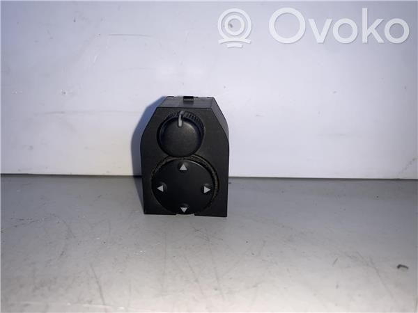 Wing mirror switch   8D0959565A