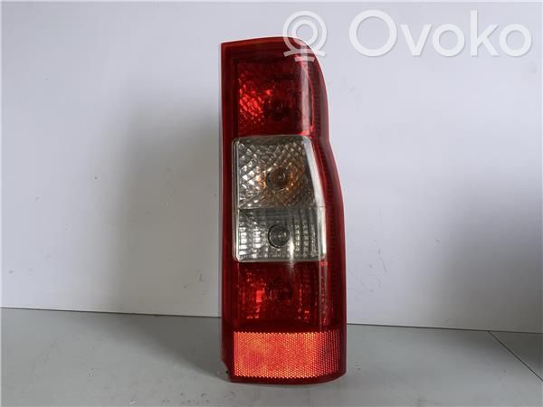 Lámpara de faros/luces traseros   6C1113404A