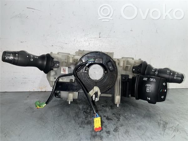 Renault Megane IV Interruptor de control multifunción 