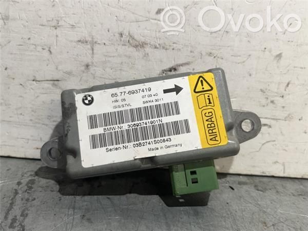 Turvatyynyn ohjainlaite/moduuli   65776937419