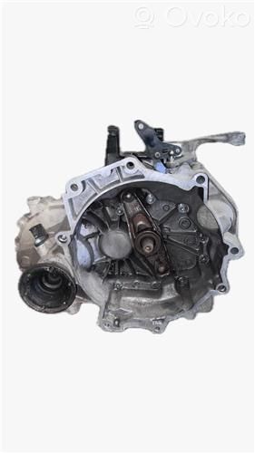 Volkswagen Polo IV 9N3 Scatola del cambio manuale a 5 velocità 