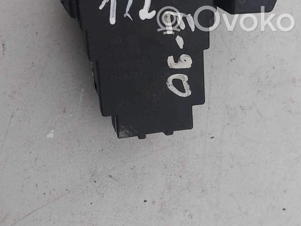 Ignition lock   6954720