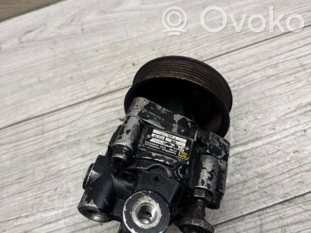 BMW X5 E53 Power steering pump 