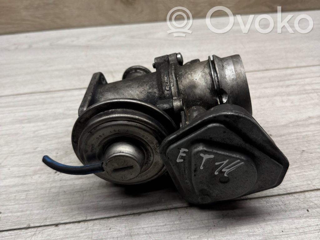 Throttle valve   7791481