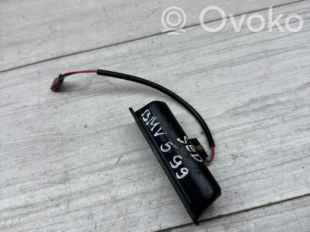 Tailgate opening switch   8168035
