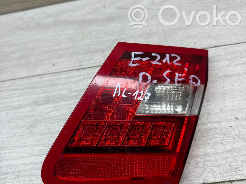 Mercedes-Benz E W212 Lampy tylnej klapy bagażnika 