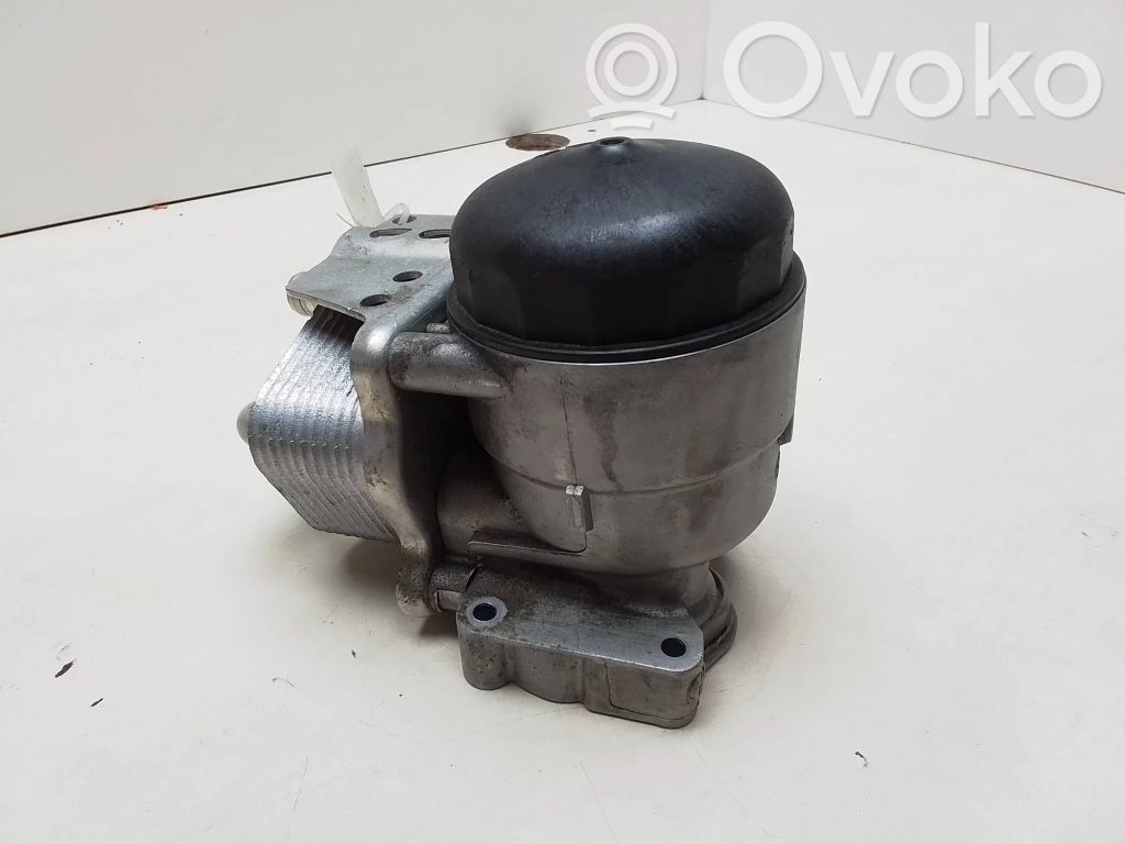 BMW X1 E84 Dzinēja eļļas radiators 