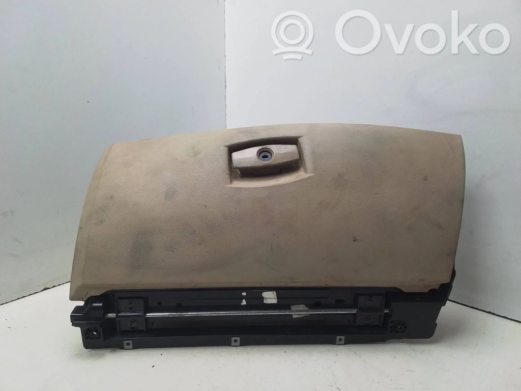 BMW 5 E60 E61 Handschuhfach 