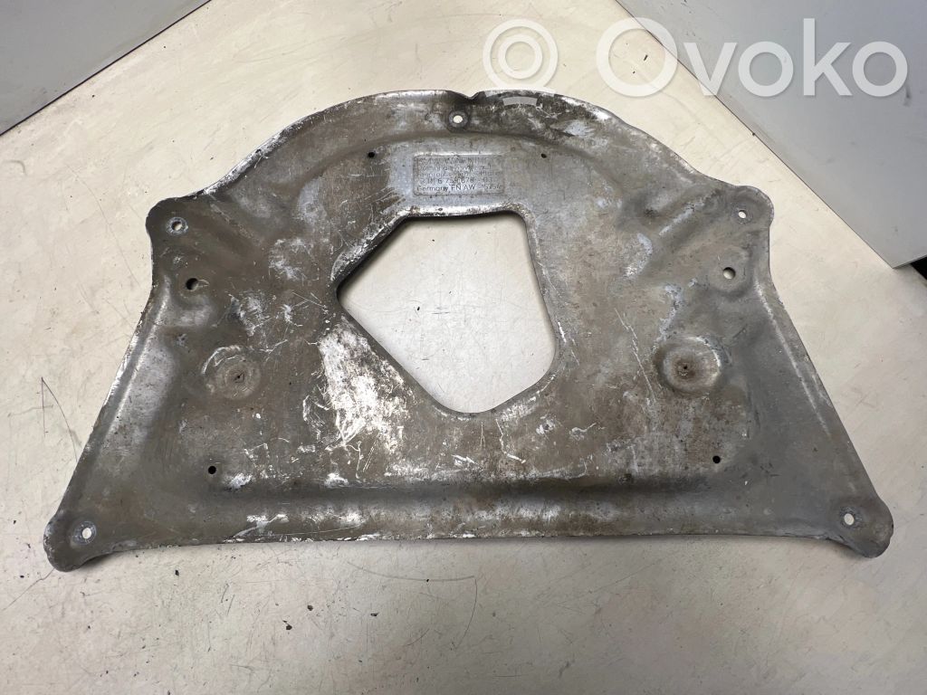 Placa protectora/protector antisalpicaduras motor   3111675987803,6759878