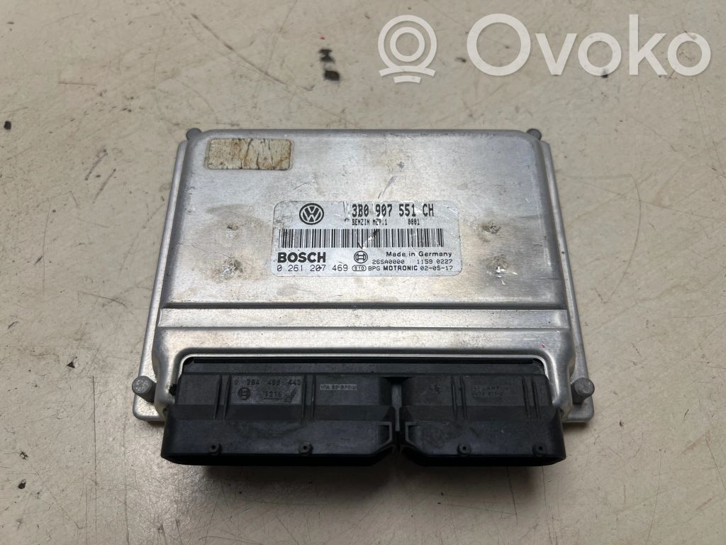 Volkswagen PASSAT B5.5 Engine control unit/module 