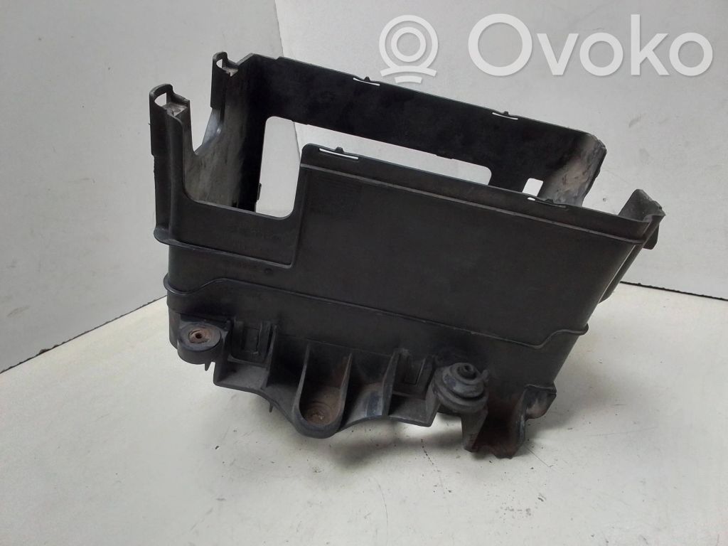 Skoda Fabia Mk1 (6Y) Akumuliatoriaus dėžė 