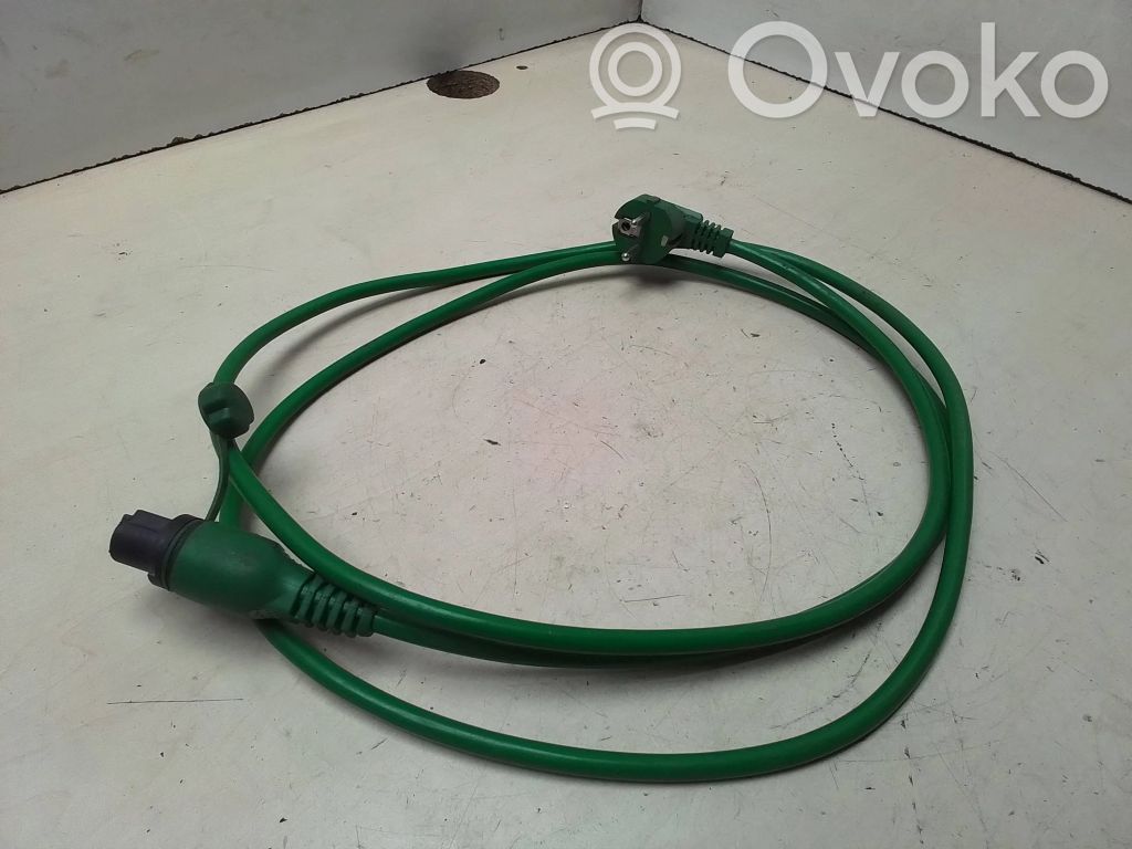 Electric engine pre-heating system (optional)