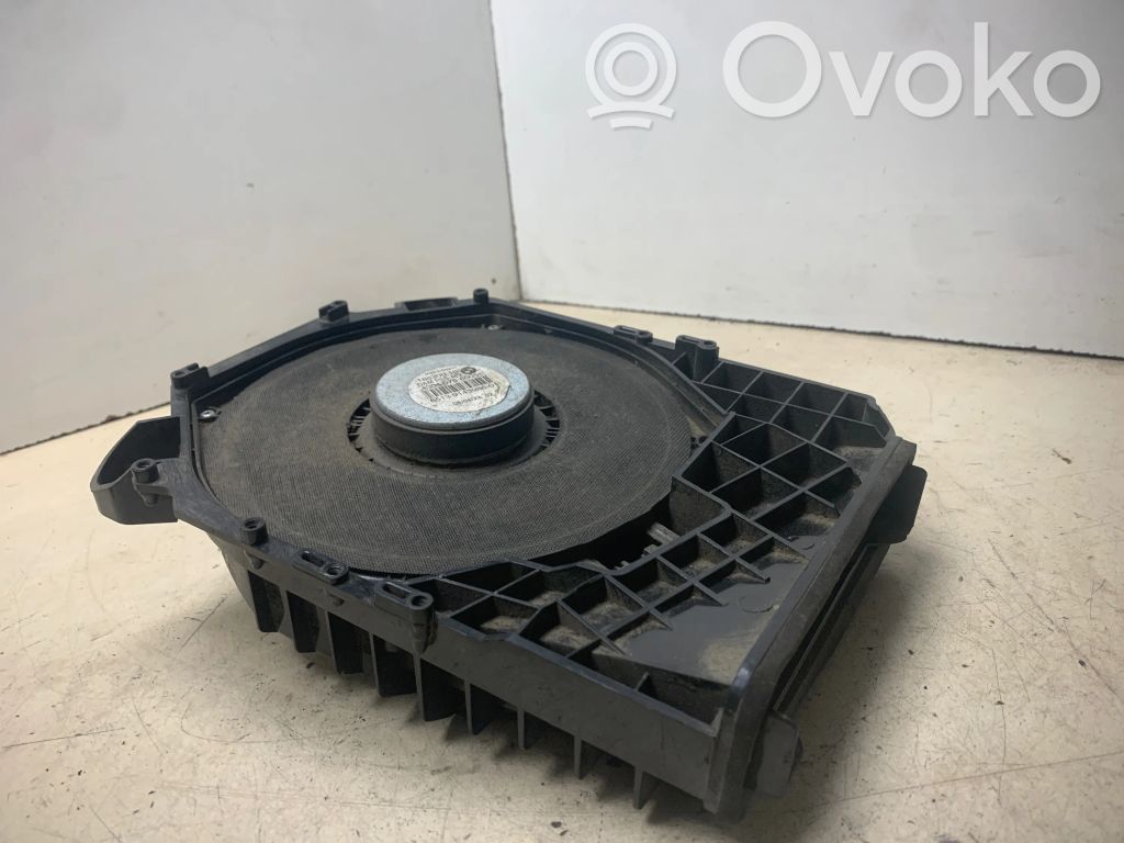 Subwoofer   9143986,18820010,430407860051