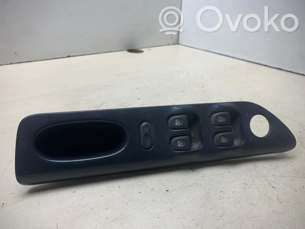 Renault Laguna I Electric window control switch 