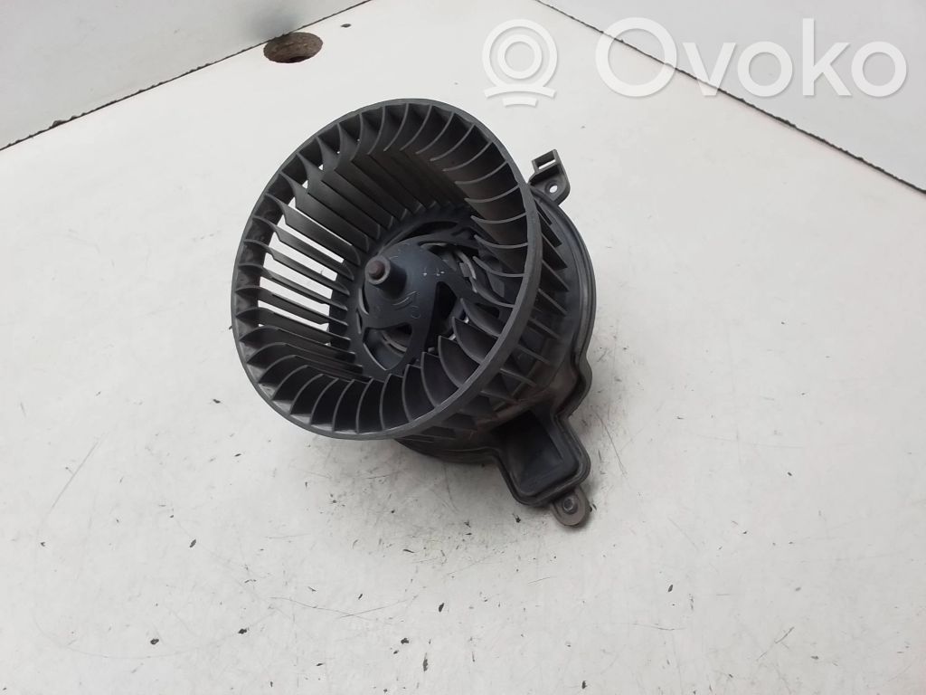 Peugeot Partner Mazā radiatora ventilators 