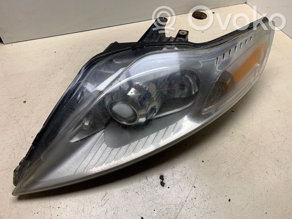 Ford Mondeo MK IV Lampa przednia 