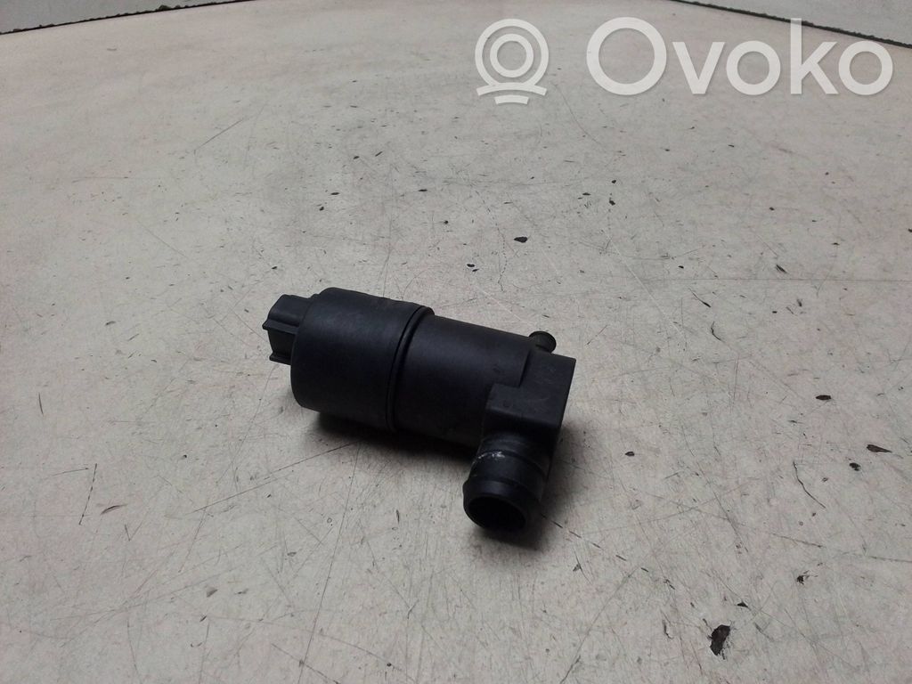 Toyota Verso Windscreen/windshield washer pump 