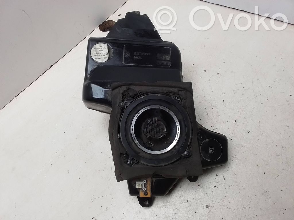 BMW 5 E39 Altavoz de la puerta trasera 