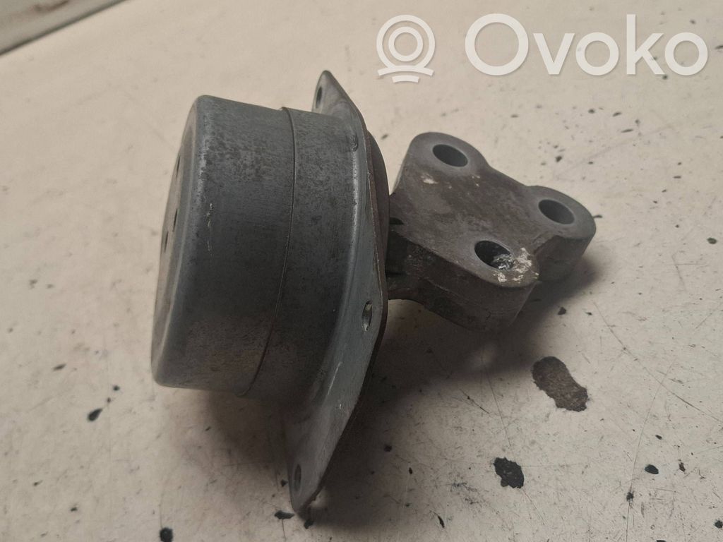 Engine mount bracket   13312098