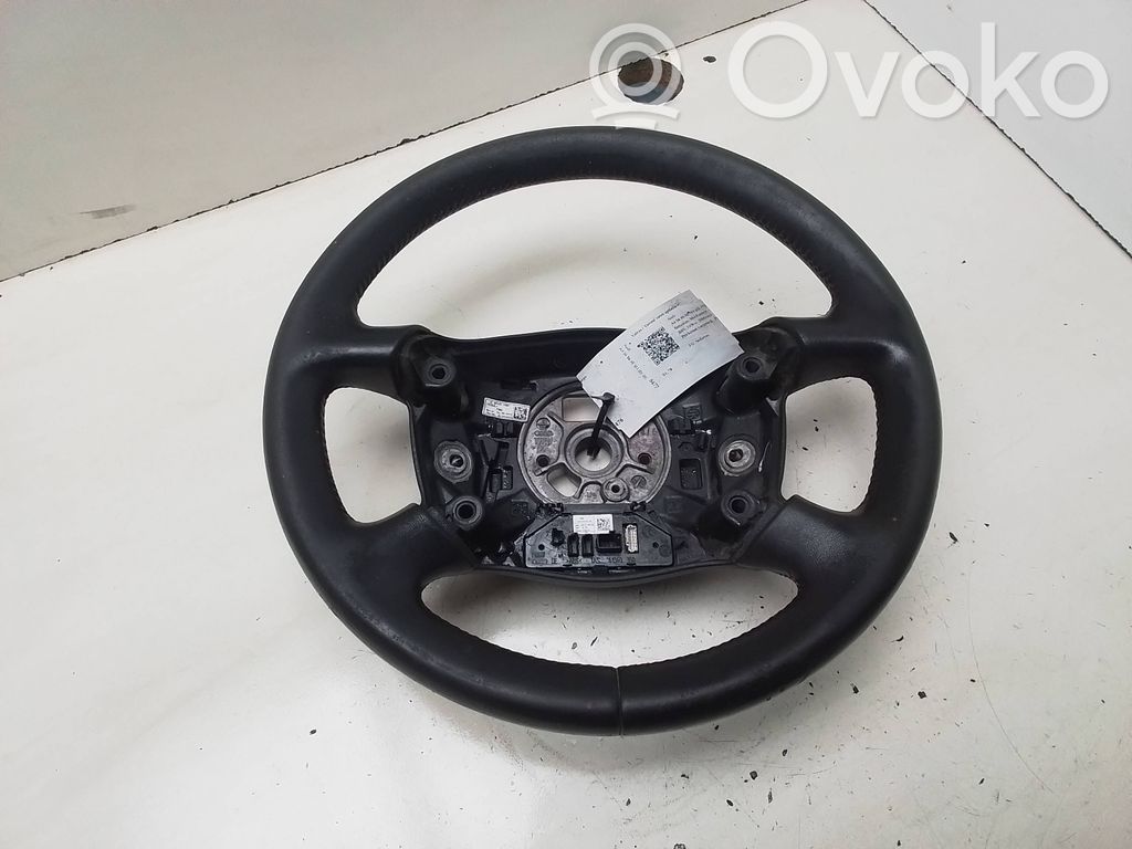Audi A4 S4 B6 8E 8H Ohjauspyörä 