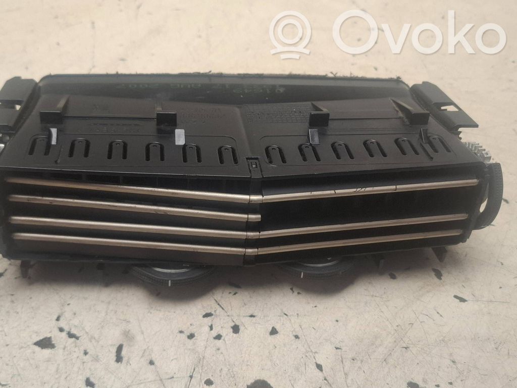 Opel Astra H Rejilla de ventilación central del panel 