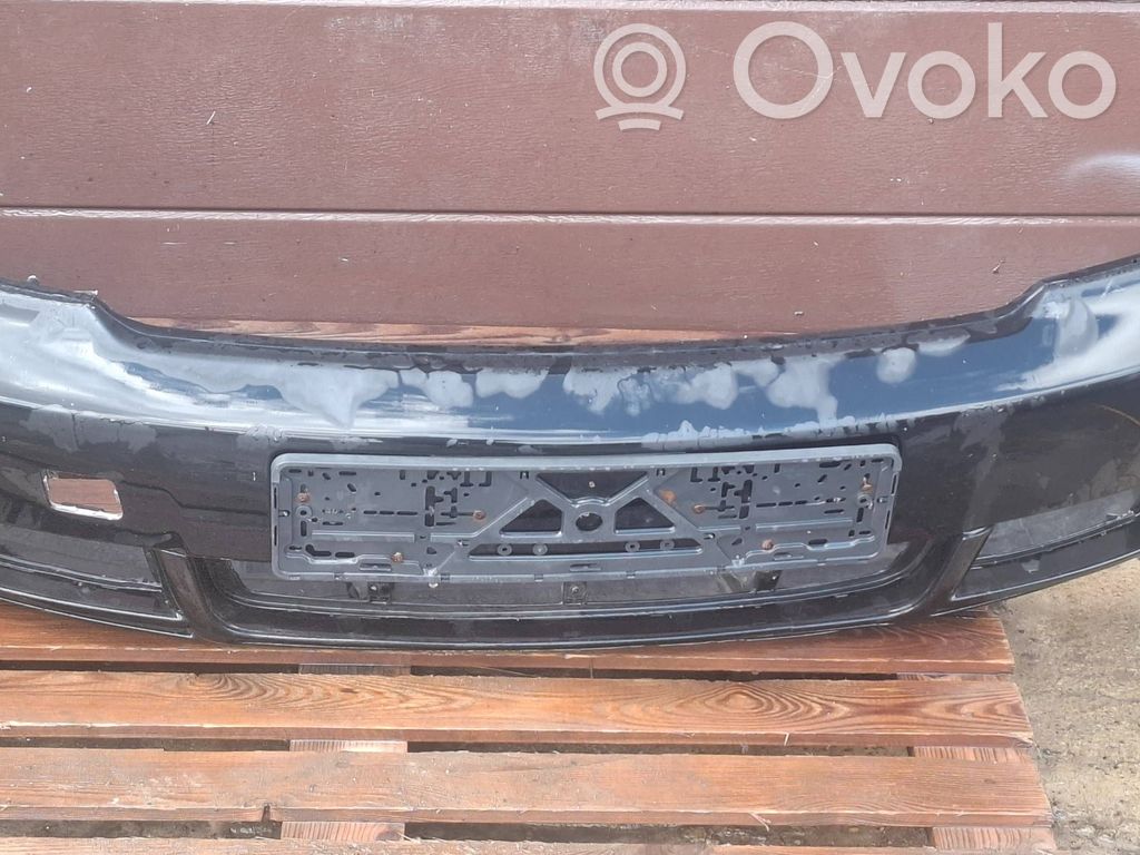 Audi A4 S4 B6 8E 8H Priekinis bamperis 