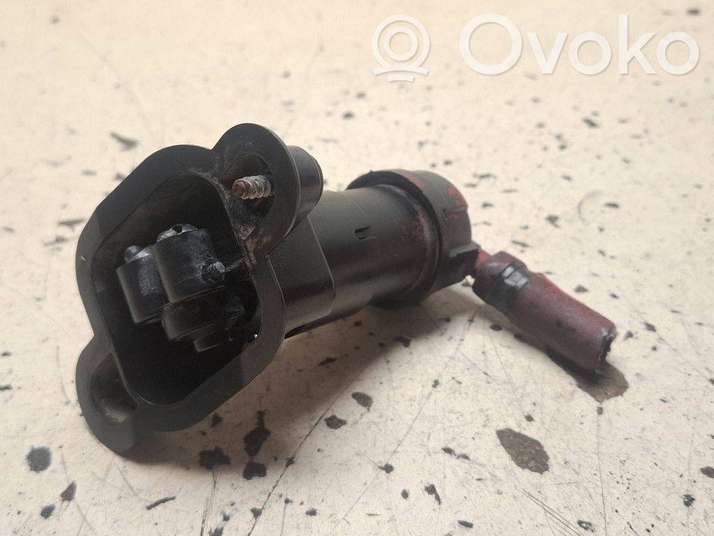 Audi A4 S4 B8 8K Dysza spryskiwacza lampy przedniej 