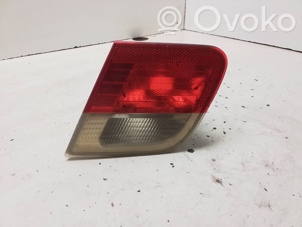 BMW 3 E46 Задний фонарь в крышке 