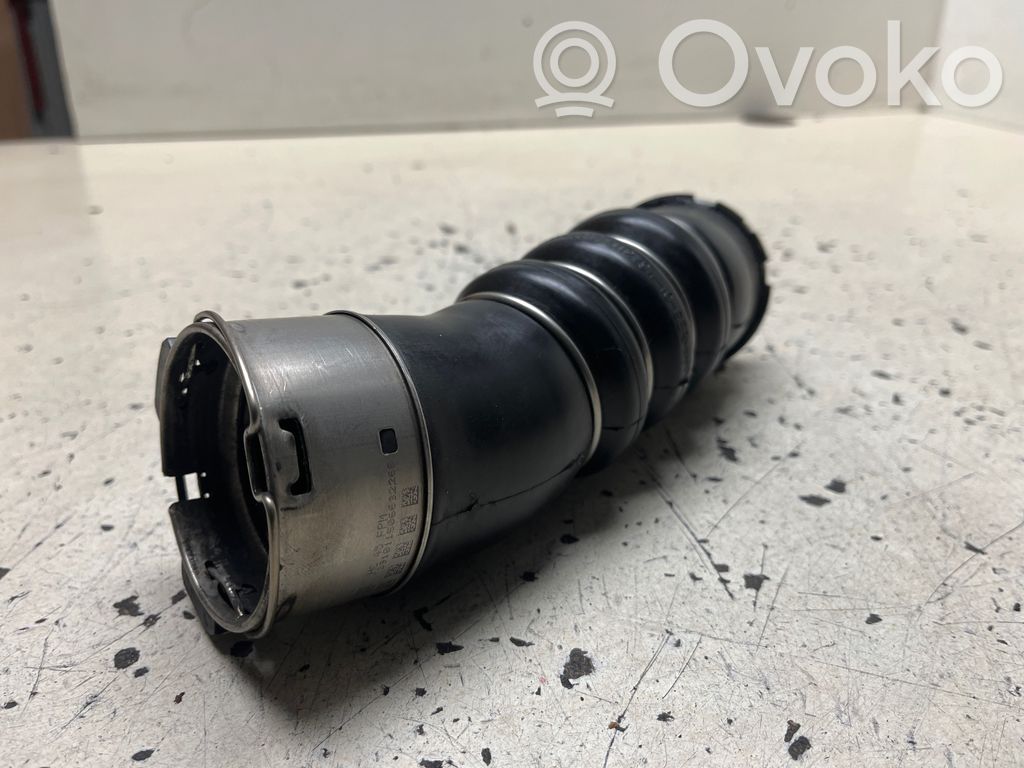 Intercooler hose/pipe   7797480,112794