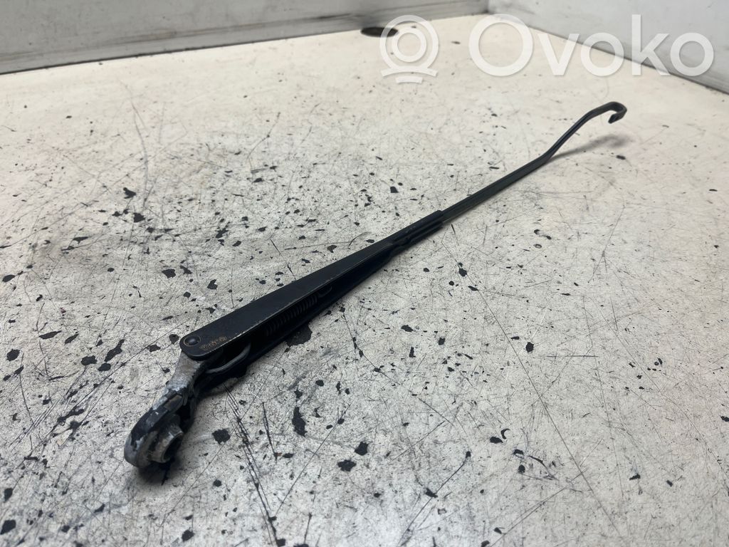 Renault Megane I Front wiper blade arm 