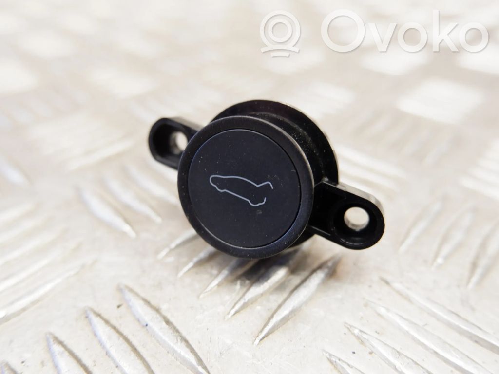 Tesla Model 3 Tailgate opening switch 