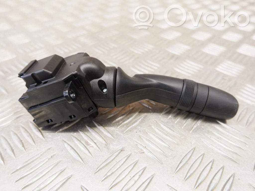 Toyota Yaris Cross Indicator stalk 