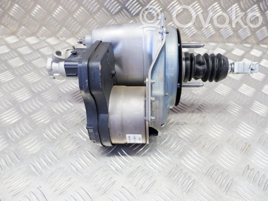 Toyota Yaris XP210 Wspomaganie hamulca 