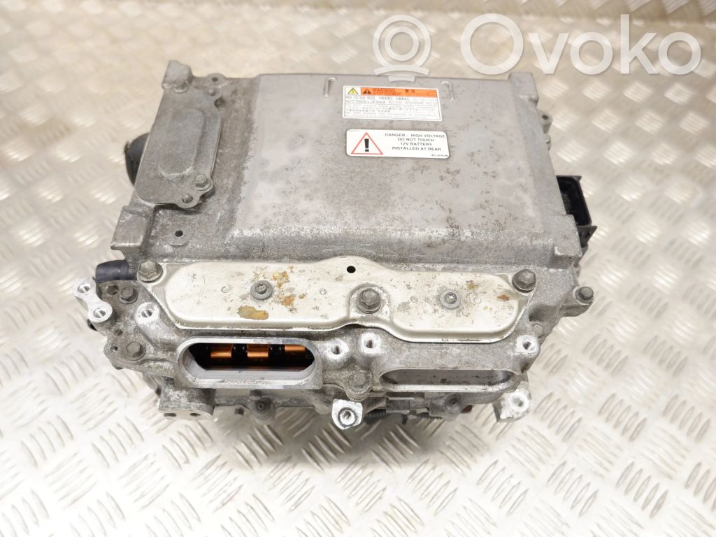 Inversor/convertidor de voltaje   G920030131,G927053010