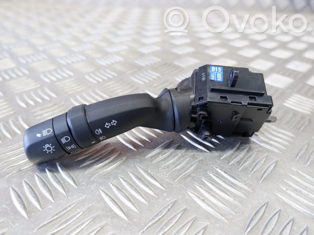 Toyota Yaris XP210 Indicator stalk 