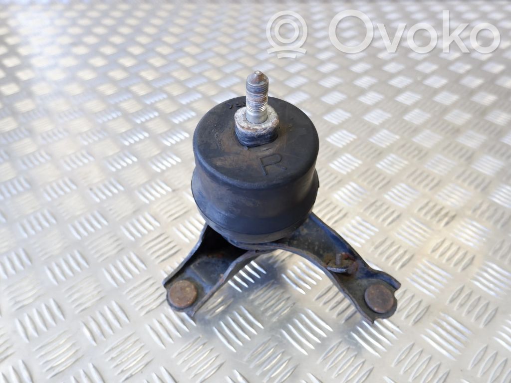 Lexus RX 450H Engine mount bracket 