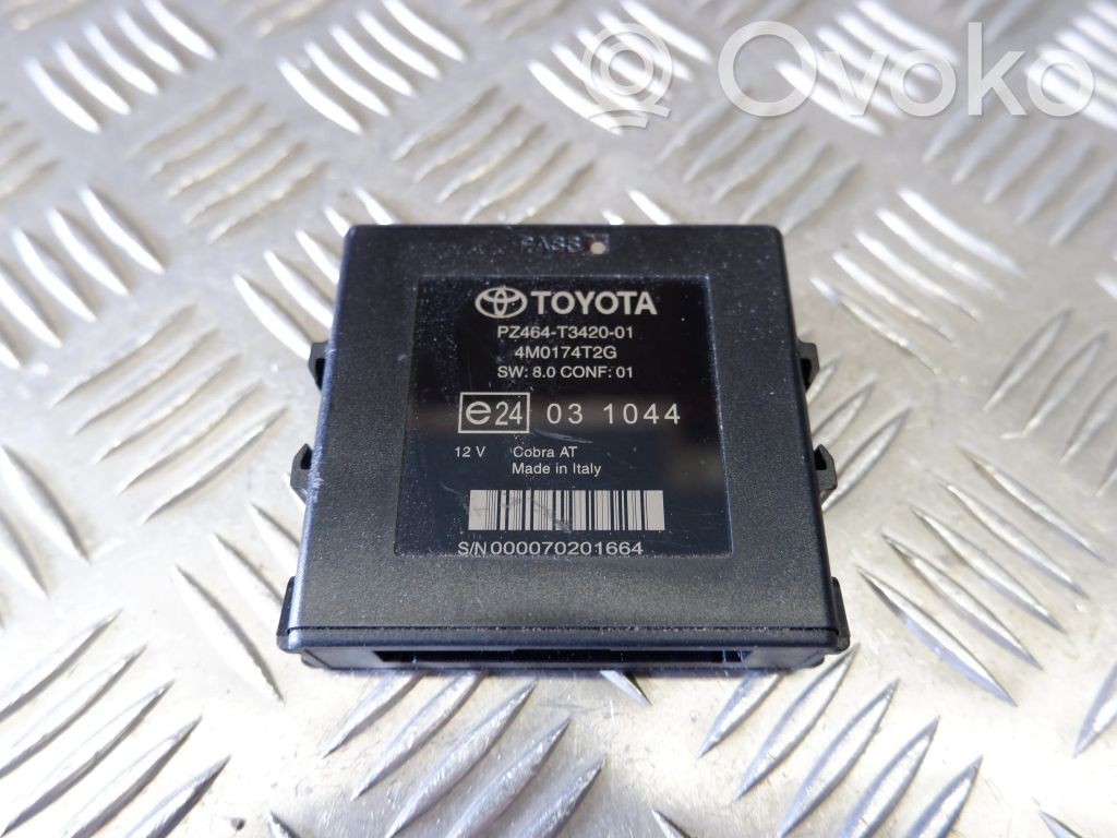 Toyota Avensis T270 Parking PDC control unit/module 