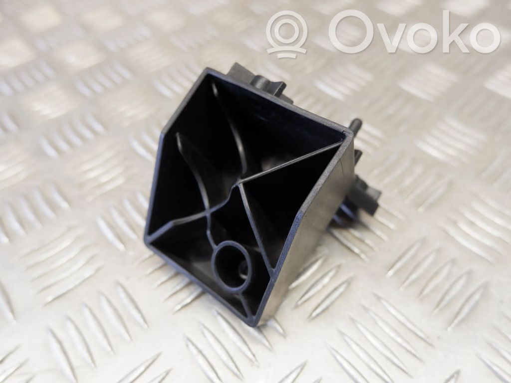 Tesla Model S Front bumper mounting bracket 
