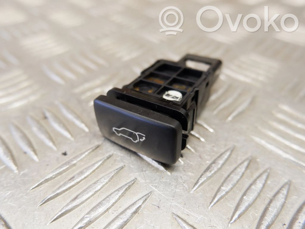 Lexus RX III Tailgate opening switch 