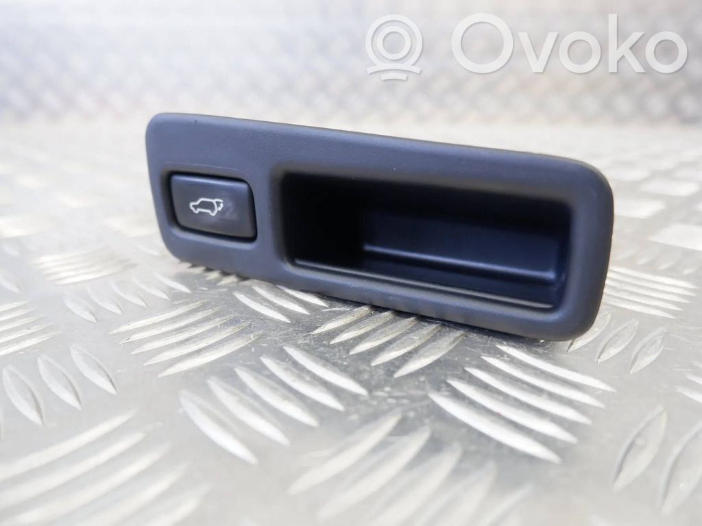 Lexus RX III Tailgate opening switch 